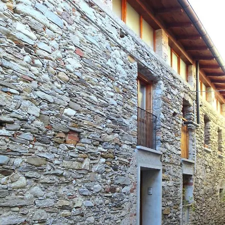 Caa De Sass By Interhome Tatil Evi Castelveccana